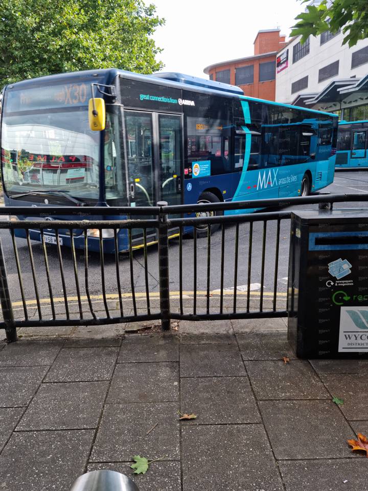 Image of Arriva Beds and Bucks vehicle 3914. Taken by Victoria T at 10.18 on 2021.09.21